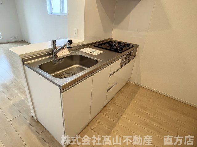 直方市大字感田のアパートのキッチン