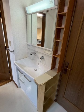 上野幌1条6丁目の独立洗面台
