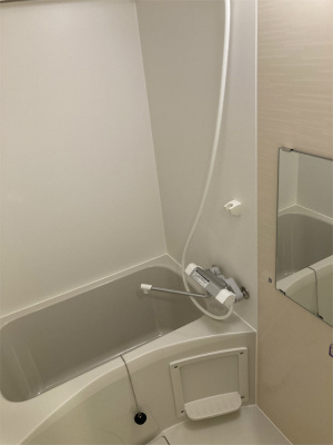 コンパクトで使いやすいお風呂です