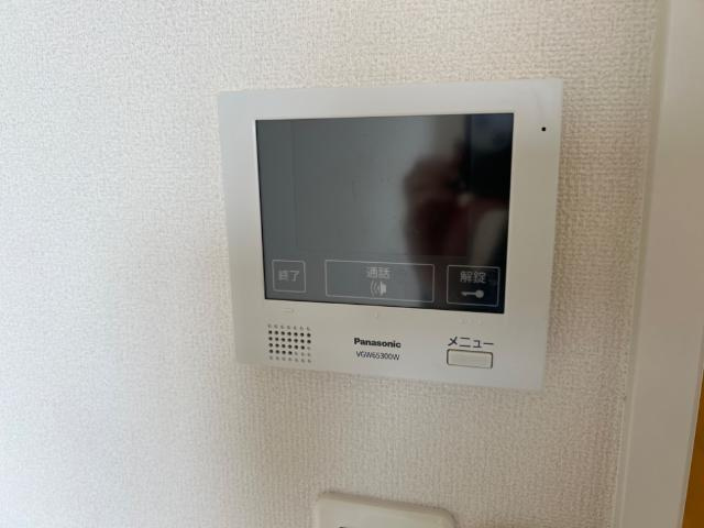 ＡＸＩＯの内装|カメラ付インターホン