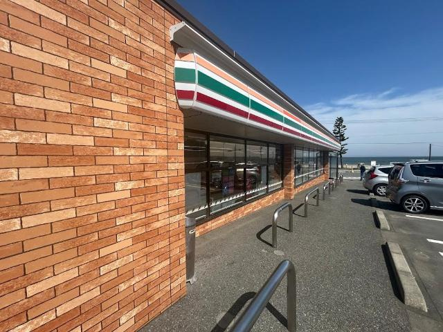 セブンイレブン三浦海岸店まで1,077ｍ
