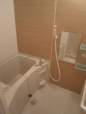 キャメル草加住吉Aの浴室