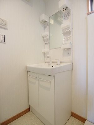 カーサアリエッタの独立洗面台