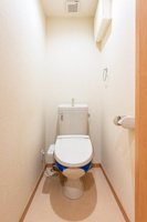 ゆったりとした空間のトイレです