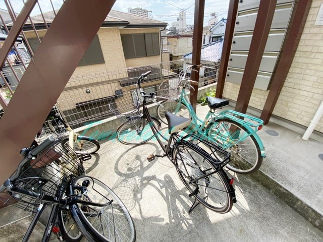 ベイルーム県立大学Bのその他共用部分|駐輪スペースあり♪