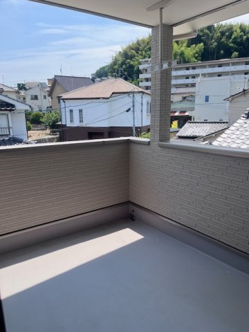 本浦町新築戸建て住宅のバルコニー