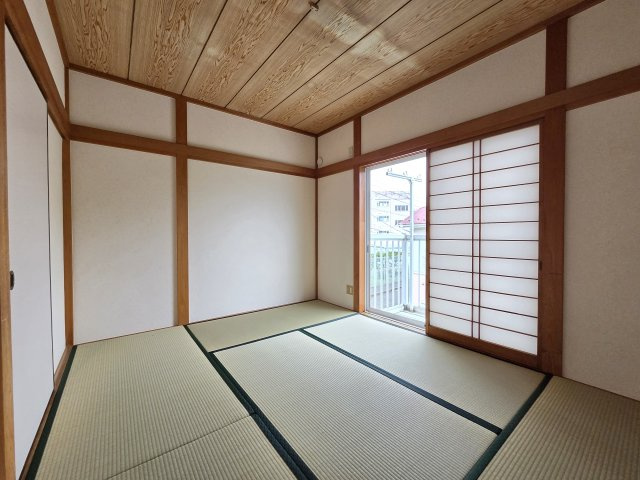 町田市金井５丁目のテラスの和室