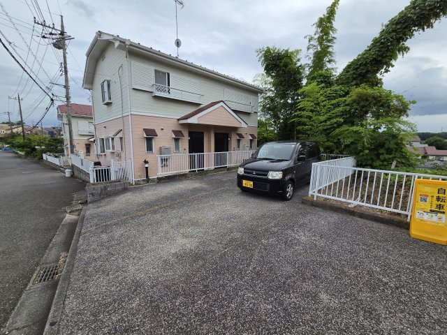 町田市金井５丁目のテラスの駐車場