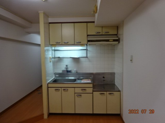 コンパクトなキッチンで掃除もラクラク