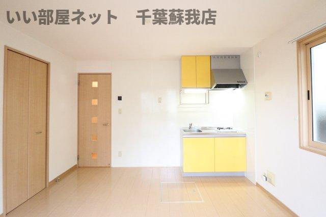 ピースサルの居間・リビング|こちらの居間で趣味の時間をお楽しみください