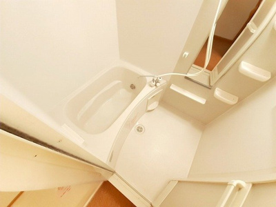 【浴室】 | ジュネス馬場Ａ | お風呂で日々の疲れを落としましょう