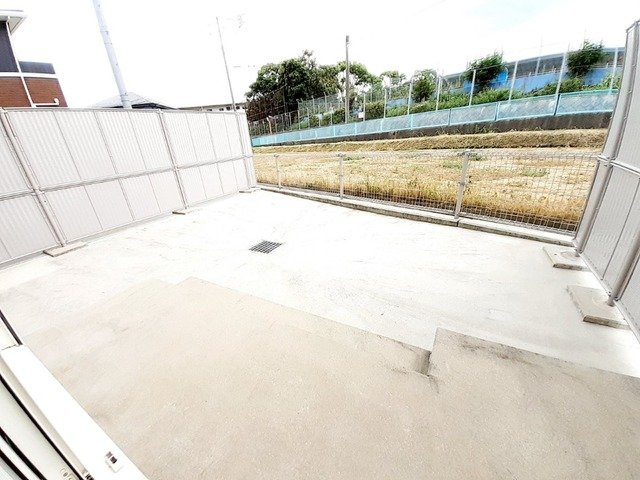【庭】 | アヴニール　Ⅱ | お庭でゆったりと過ごせます