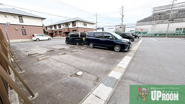 グリーンヴィラ糀の駐車場