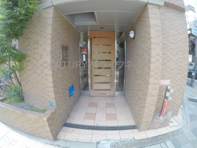 【エントランス】 | アーデン江坂