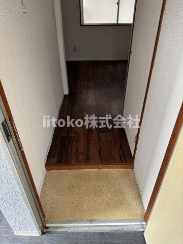 クロノス浅草の玄関