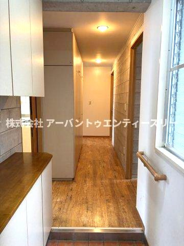 エルムコートの玄関