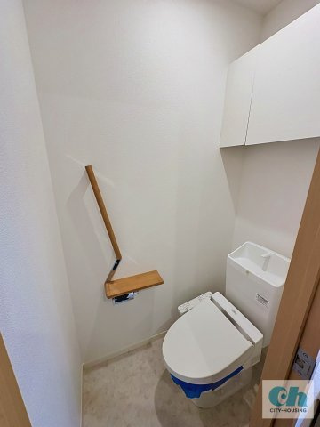 コモーダ大森南 202号室のトイレ