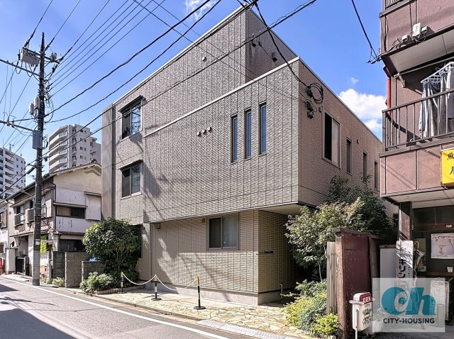 コモーダ大森南 202号室の外観