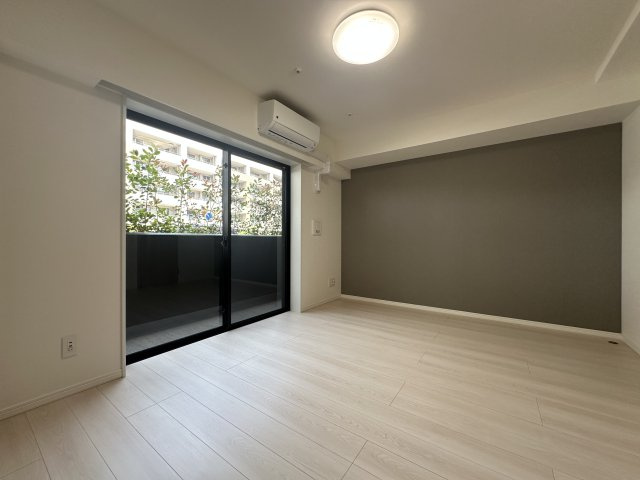 川崎市多摩区宿河原６丁目の賃貸マンションの居間・リビング