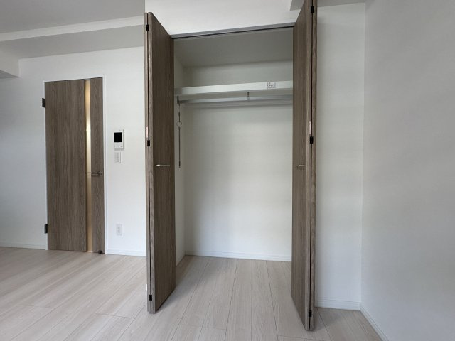 川崎市多摩区宿河原６丁目の賃貸マンションの収納