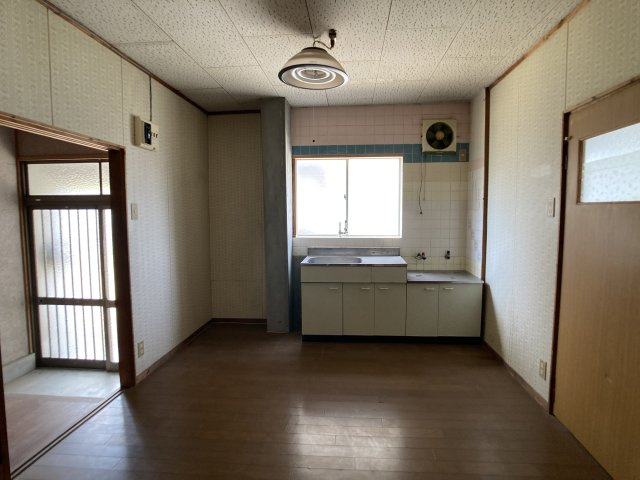 植木貸事務所のキッチン