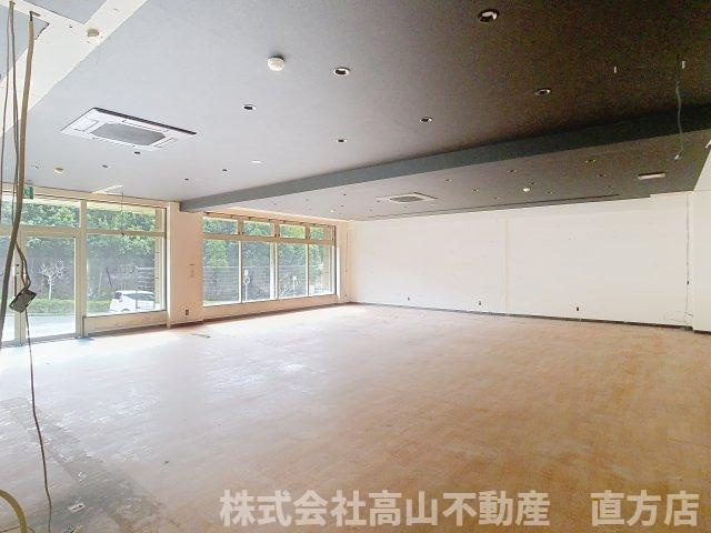 直方市湯野原２丁目の店舗一部の内装