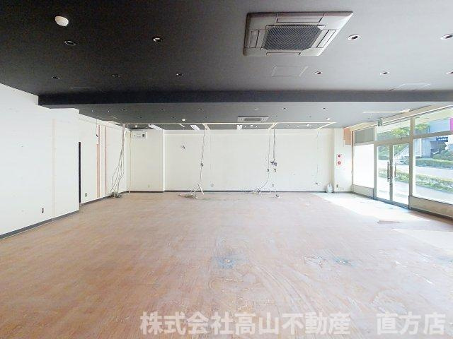 直方市湯野原２丁目の店舗一部の内装