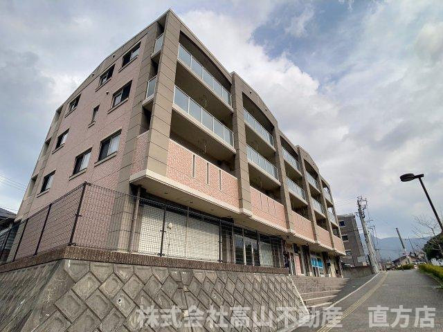 直方市湯野原２丁目の店舗一部