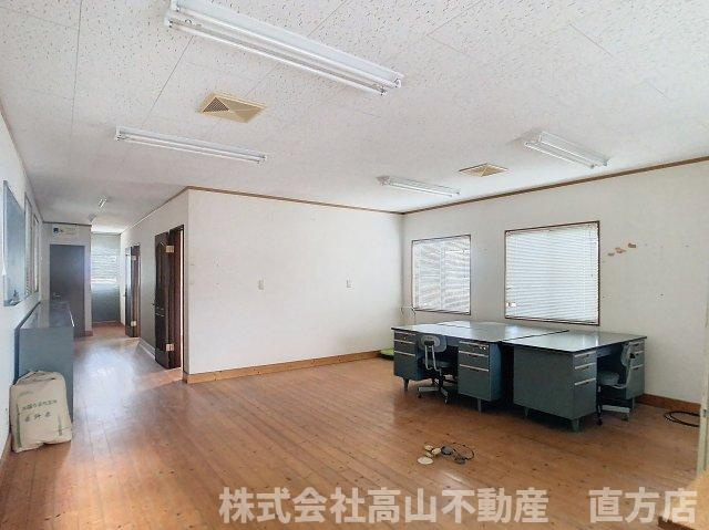 小竹町新山﨑事務所