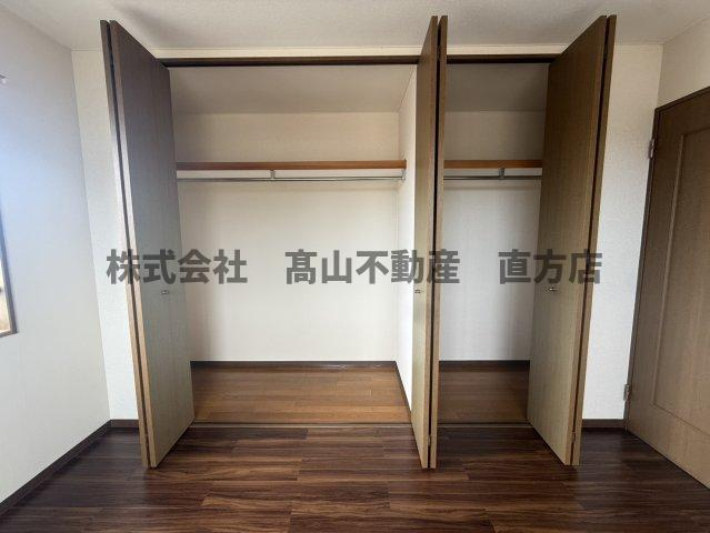 直方市大字植木のアパートの収納