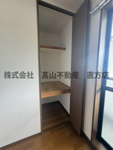 直方市大字植木のアパートの収納