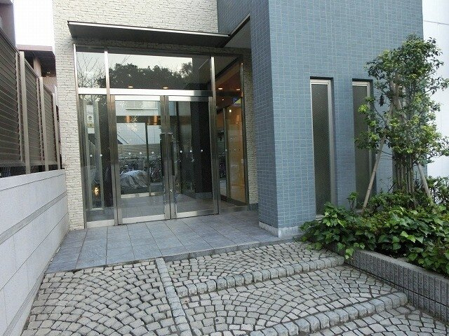 第３メゾンドヨシノのエントランス|74645517_13.jpg