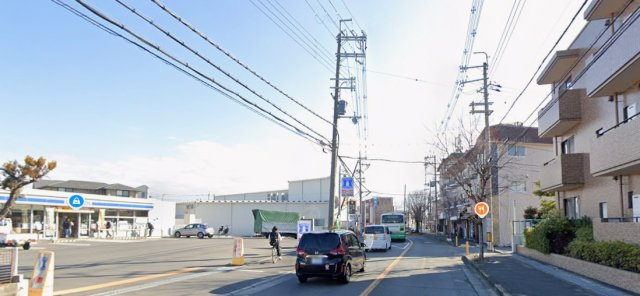 クレアメゾン氷室の周辺