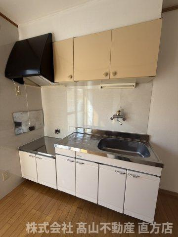 直方市大字感田のアパートのキッチン