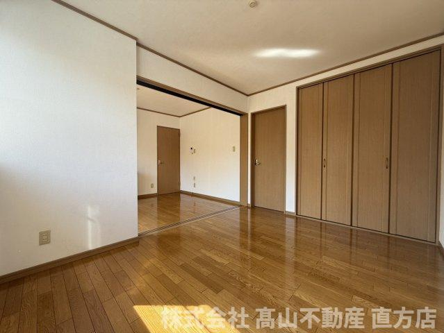 直方市大字感田のアパートの洋室