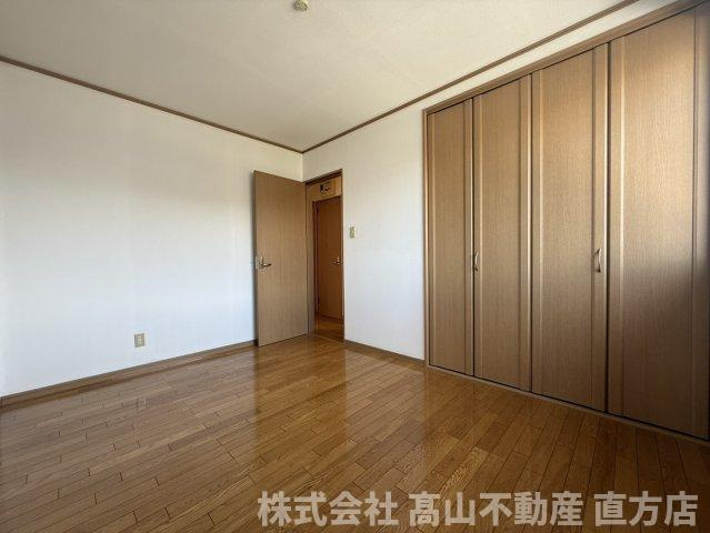 直方市大字感田のアパートの寝室