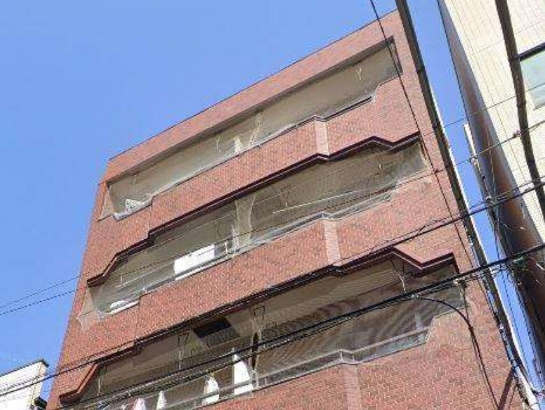 Rビル