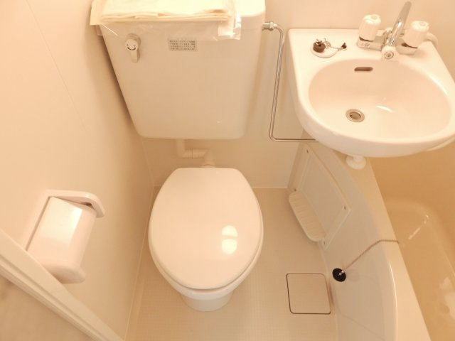 メラレンタルハウス4のトイレ
