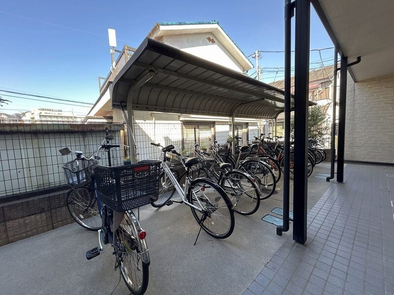 レオパレスルミエール西台の駐車場|73479076_10.jpg