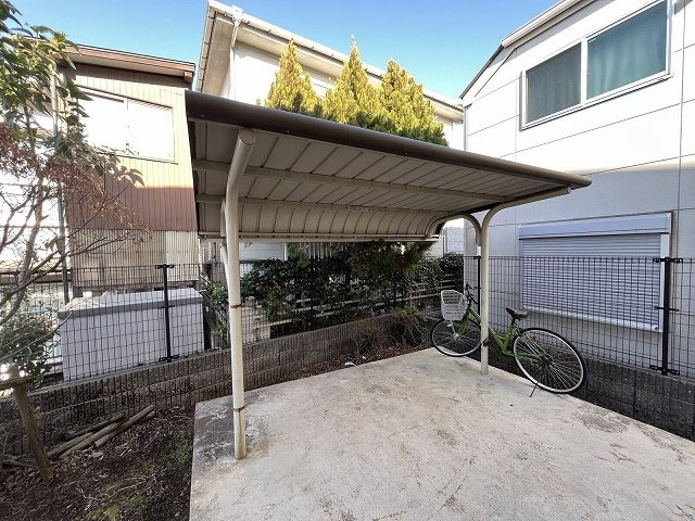 レオパレスエクセルライフの駐車場|74589220_10.jpg