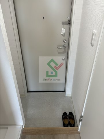 メゾン所沢寿町の玄関