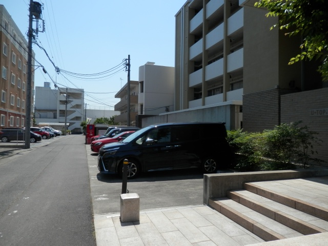 U･TOPIA40の駐車場