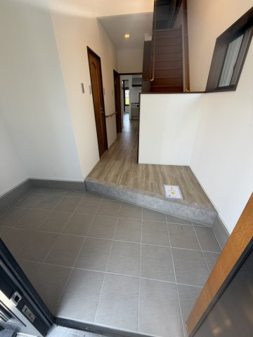 和歌山市田尻・中古戸建・114372の玄関