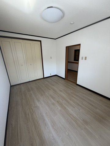 和歌山市田尻・中古戸建・114372の洋室
