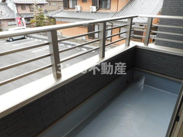 カレント　ヒガシウズラ　Ｃのバルコニー|開放的で明るい空間を演出してくれるバルコニーです
