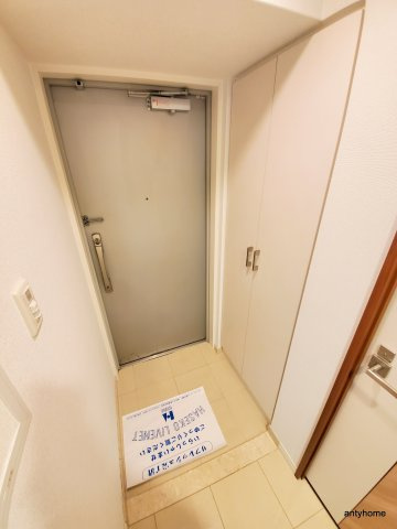 ビエラコート内久宝寺　仲介手数料無料の玄関