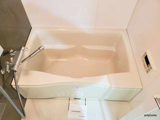 ビエラコート内久宝寺　仲介手数料無料の浴室