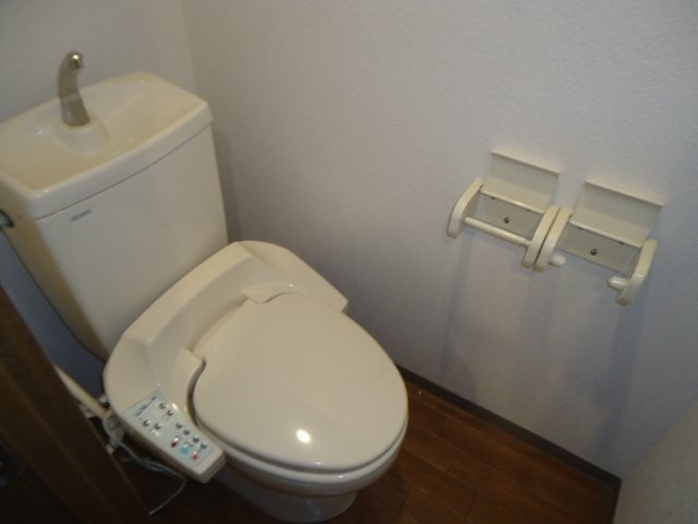ハイツセイミヤのトイレ|シャワー付トイレ