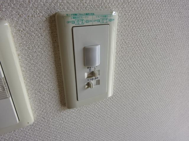 フォレスト・ヴィラの設備|人感センサー(玄関照明)（イメージ）
