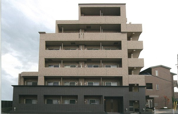 小金井市中町４丁目の賃貸マンション